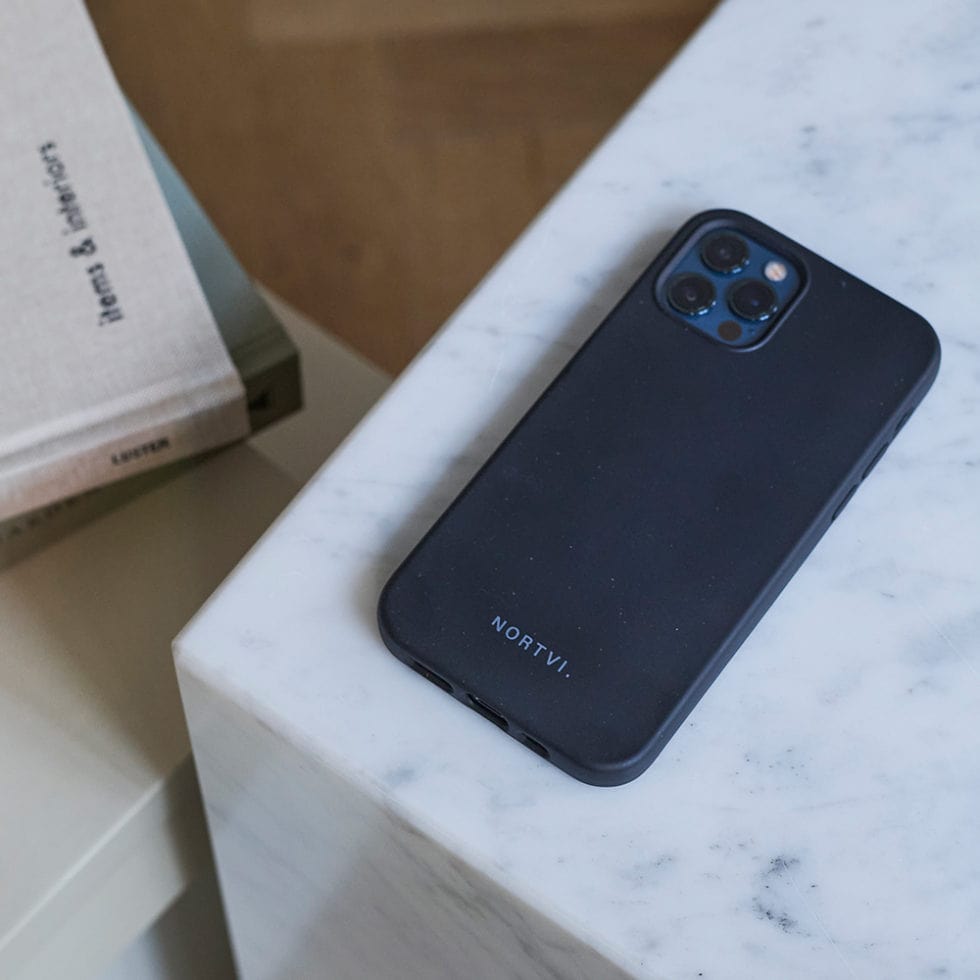 15 Biodegradable Compostable Non-Toxic Phone Cases