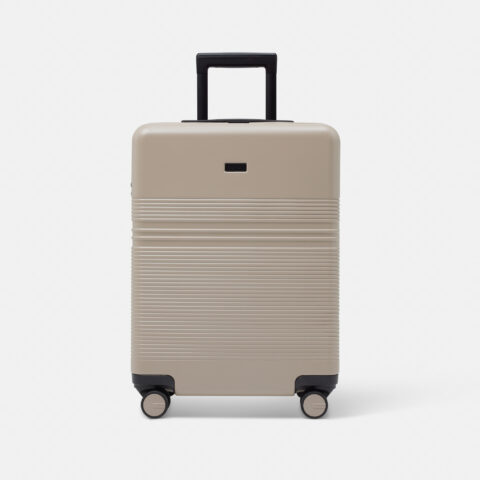 NORTVI | Travel Suitcases | Sustainable | Premium | Unique