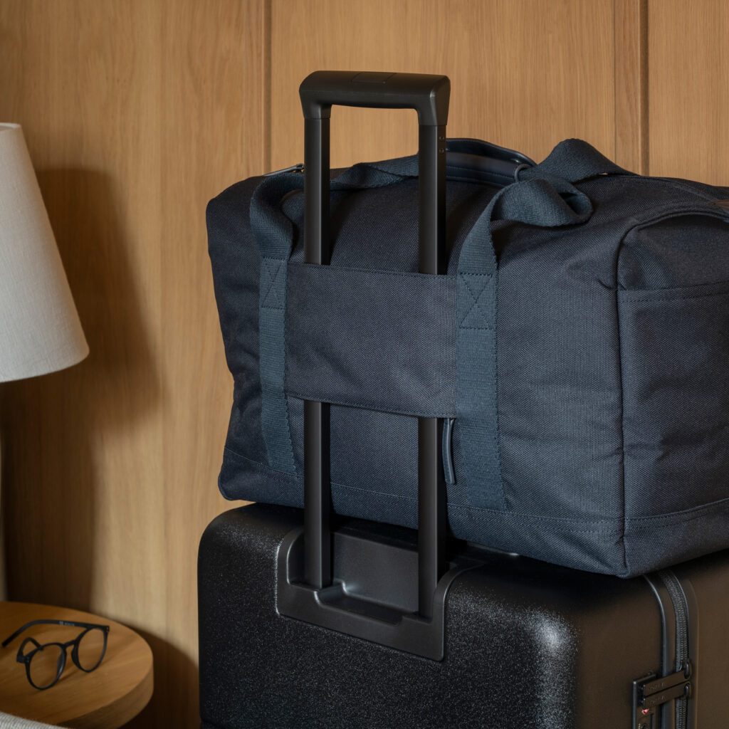 Large Weekender | Black | Sustainable & Stylish